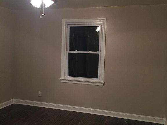 3rd image of 2581 E Chestnut Ave Ofc #