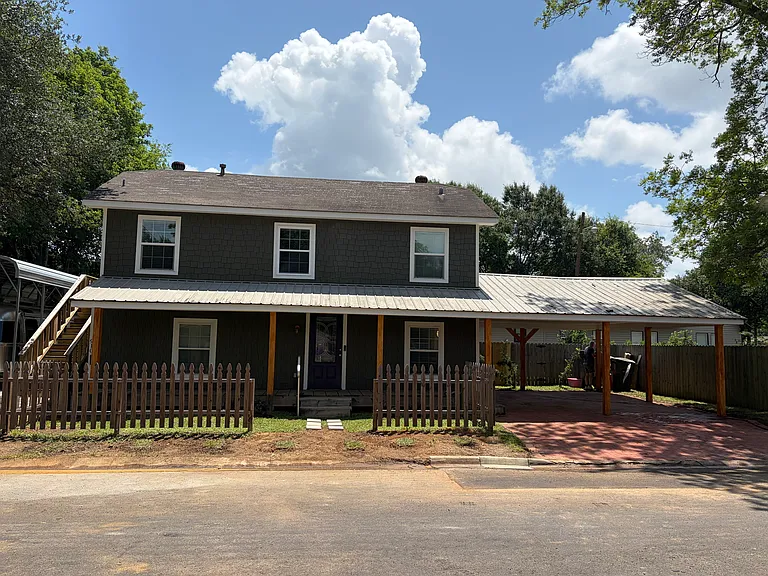 910 Raguet St #101 — Photo 1