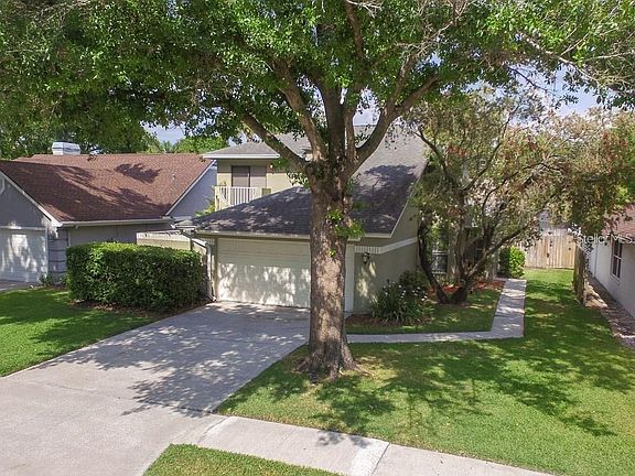 2nd image of 14507 Brambie Ct