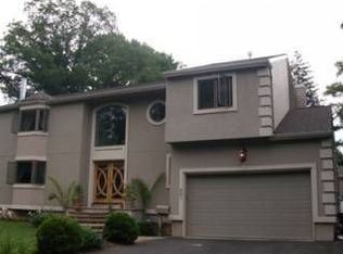 601 Primrose Ave, Keyport, NJ 07735