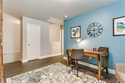3816 Sheraton Rd — Photo 8