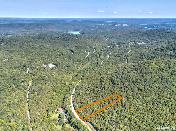 6 Valley Dr #6, Eureka Springs, AR 72631