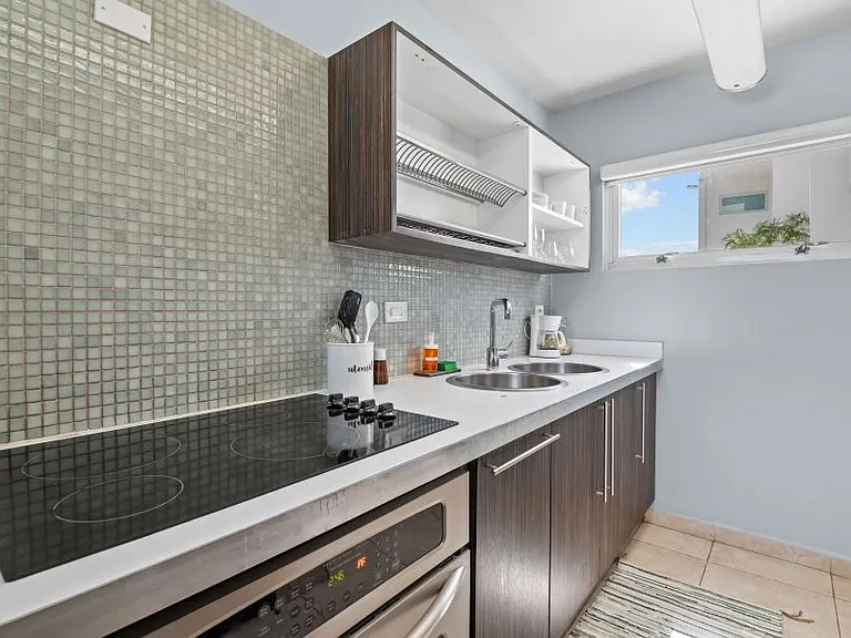Apt 304 Atlantic Court Apartments 59 C San Miguel — Photo 13