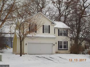 9273 Queensland Ln N, Maple Grove, MN 55311