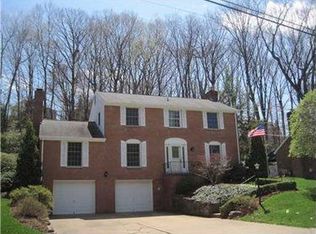 8986 Meadow Oaks Dr, Allison Park, PA 15101
