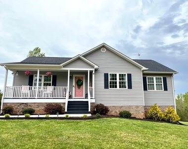 605 Beeks Ln, Spout Spring, VA, 24593