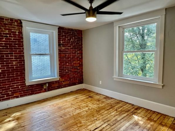 5815 E Liberty Blvd APT 3