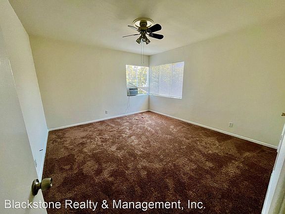 5th image of 316 S Doheny Dr APT 4