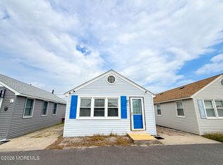32 9th Ln #236, Seaside Park, NJ 08752