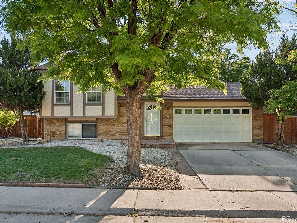 1st image of 993 S Oakland Court