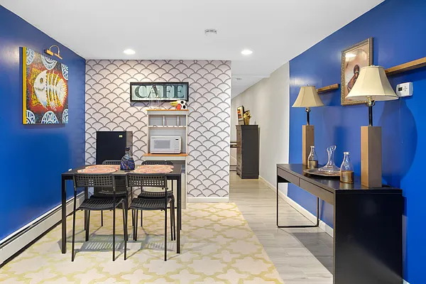 Sold by Compass | media 10