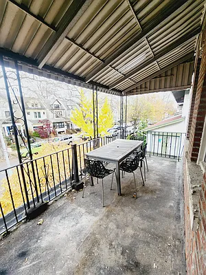 Rented by R New York | media 23