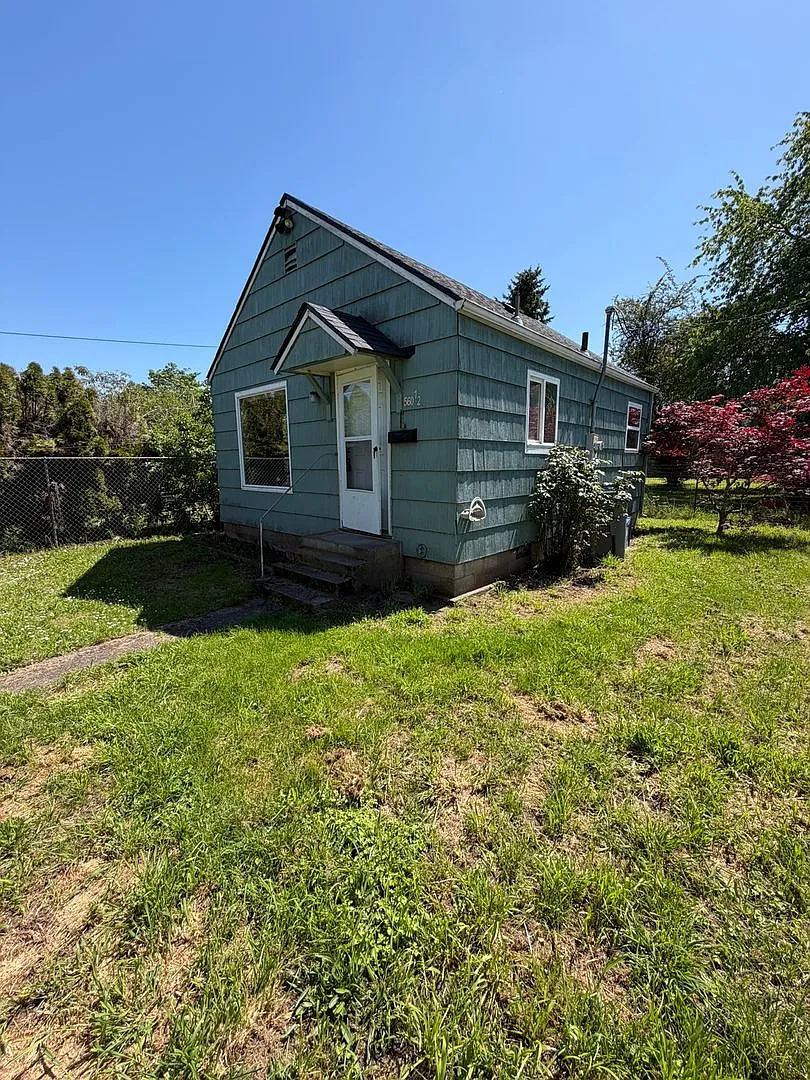Building Photo - 560 1/2 W Ash St