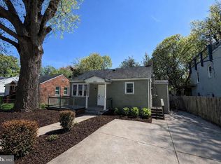 3403 Allison St, Brentwood, MD 20722