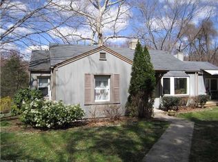 10 School Ln, Chester, CT 06412