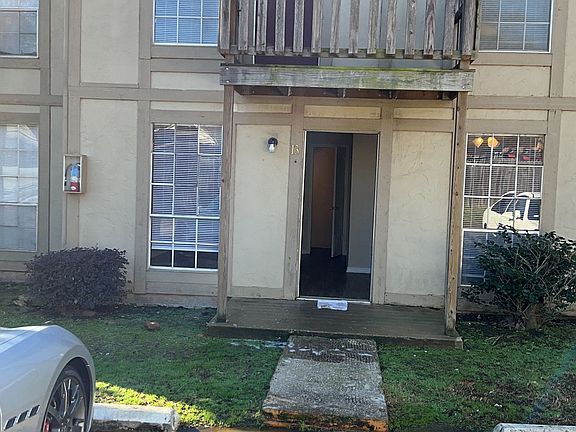 2nd image of 111 E Old Highway 80 #13