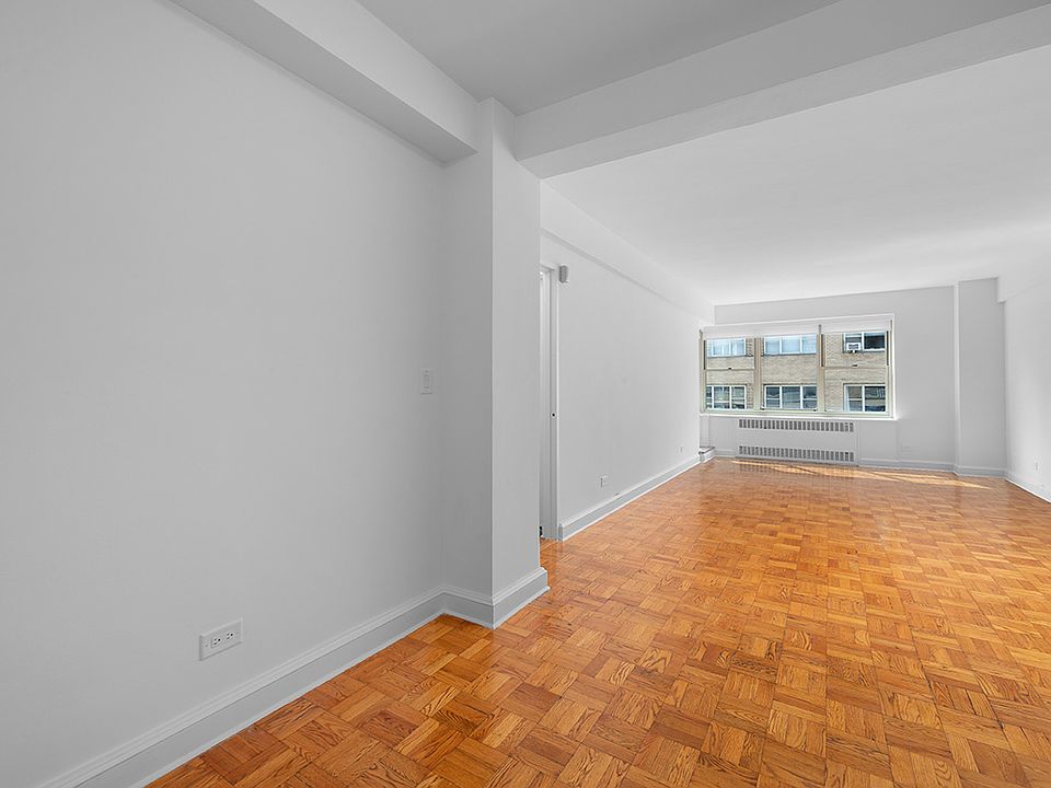 1st image of 40 Park Ave APT 11F