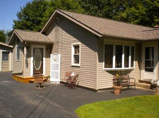 6991 Stoney Lonesome Rd, Williamson, NY 14589