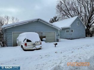 1340 E Harvey St, Ely, MN 55731