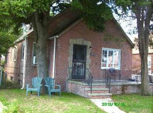 11542 224th St, Cambria Heights, NY