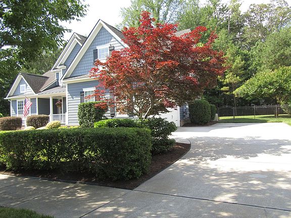 5th image of 2084 Kittridge Dr