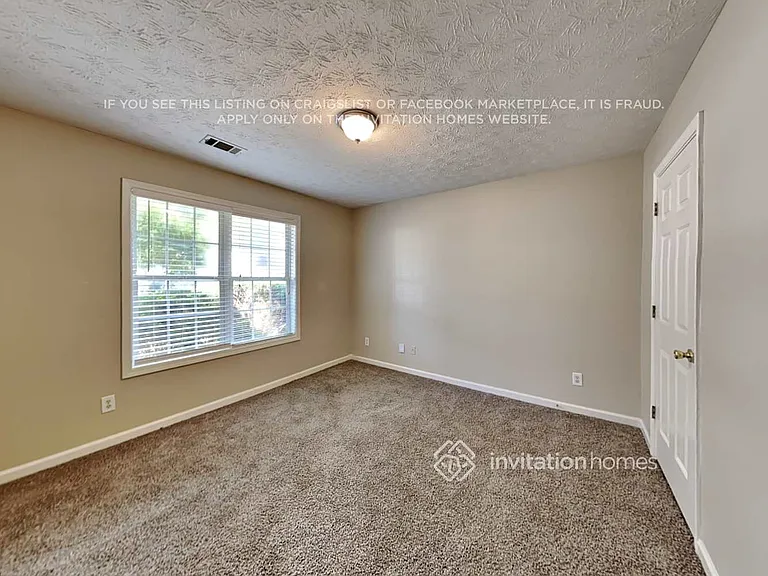 544 Rivulett Ct — Photo 11
