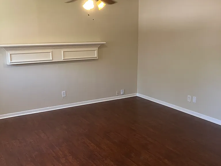 1914 Cochran St #1 — Photo 9
