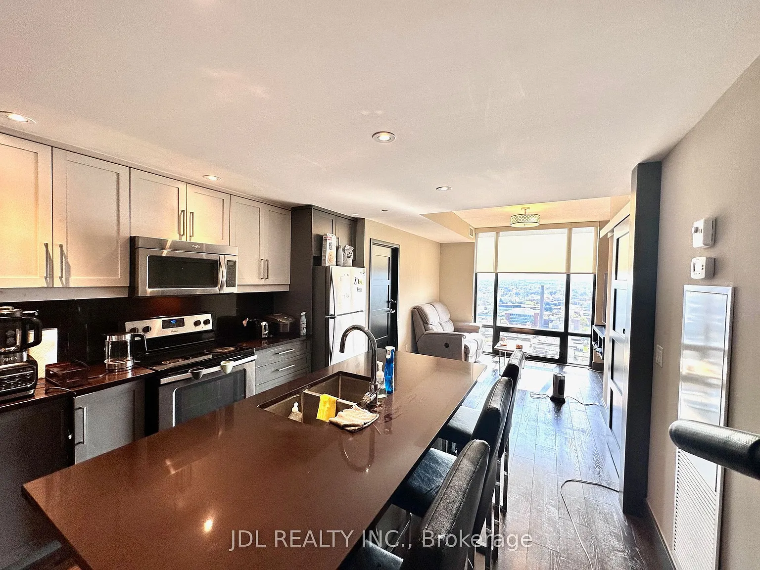3 bed, $3,550 — Photo 3