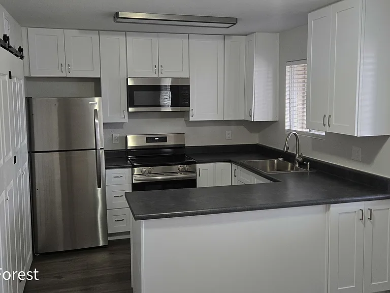 17831 N 40th St #1 — Photo 9
