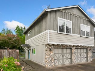2994 SE Laurelwood Dr, Portland, OR 97267