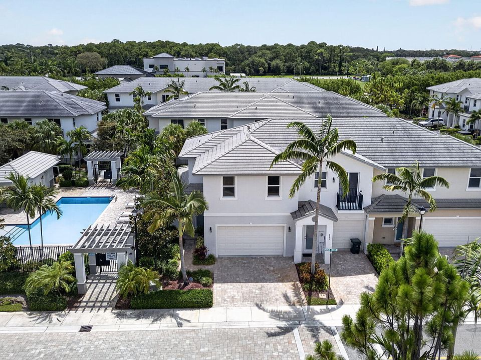 1st image of 6994 Pines Circle