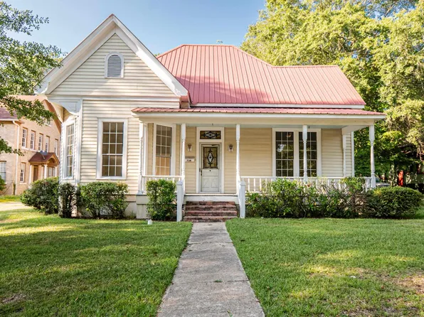 734 W Washington St, Camden, AR 71701