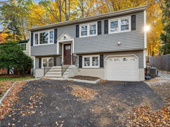 560 Dell Rd, Roxbury Twp., NJ 07850