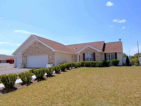 1st image of 13494 Meadow Crest Dr