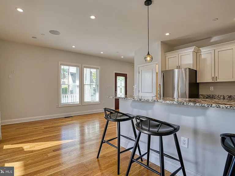 101 Tilghman St — Photo 10