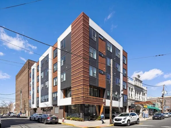 6401 Park Avenue image 1 of 26