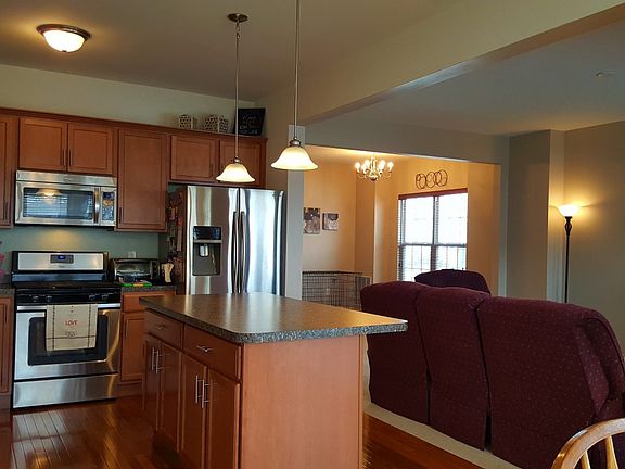 4th image of 180 Dorchester Ln