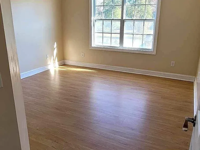 121 Triple Crown Ct — Photo 30