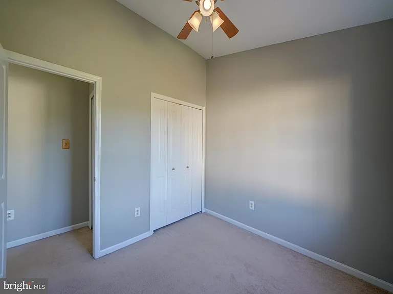 9314 Lawson Ln — Photo 33