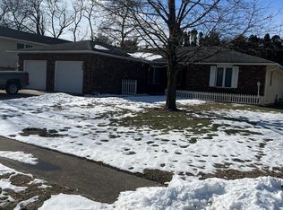 2633 Cardifs Ave #2633, Springfield, IL 62704