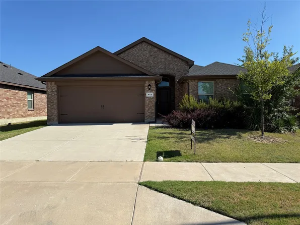 413 Foxhunter St, Fort Worth, TX 76131