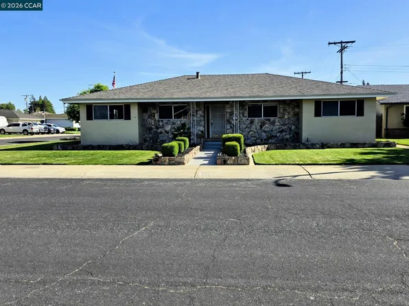 750 Greenwood Dr, Lodi, CA 95240