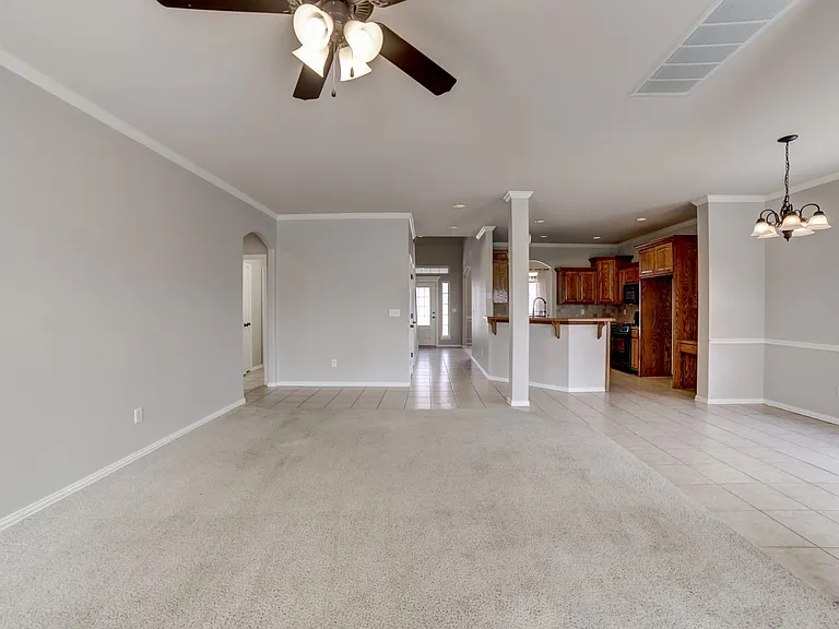819 E Seattle Pl — Photo 35