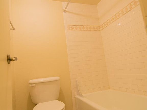 4th image of 1055 N Logan St APT 703