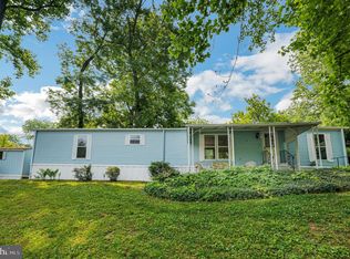 1015 Appleville Rd, West Chester, PA 19380