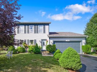 1698 Evan Ct, Romeoville, IL 60446