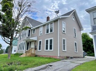 12 Maple St, Orleans, VT 05860