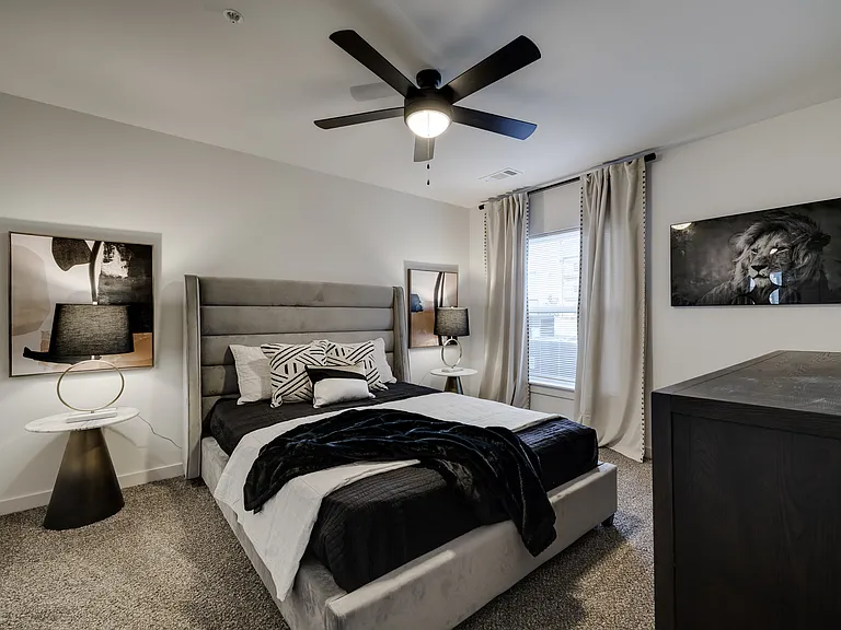 Brentwood Apartments — Photo 51