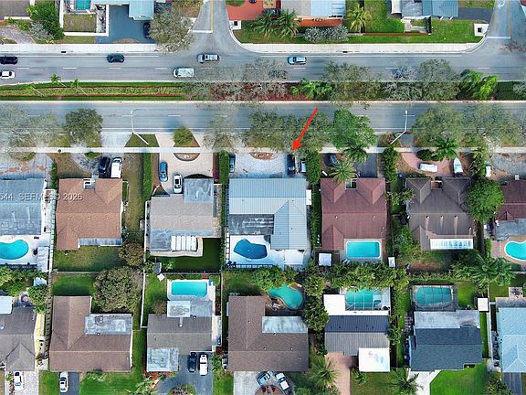 3rd image of 1140 N Douglas Rd