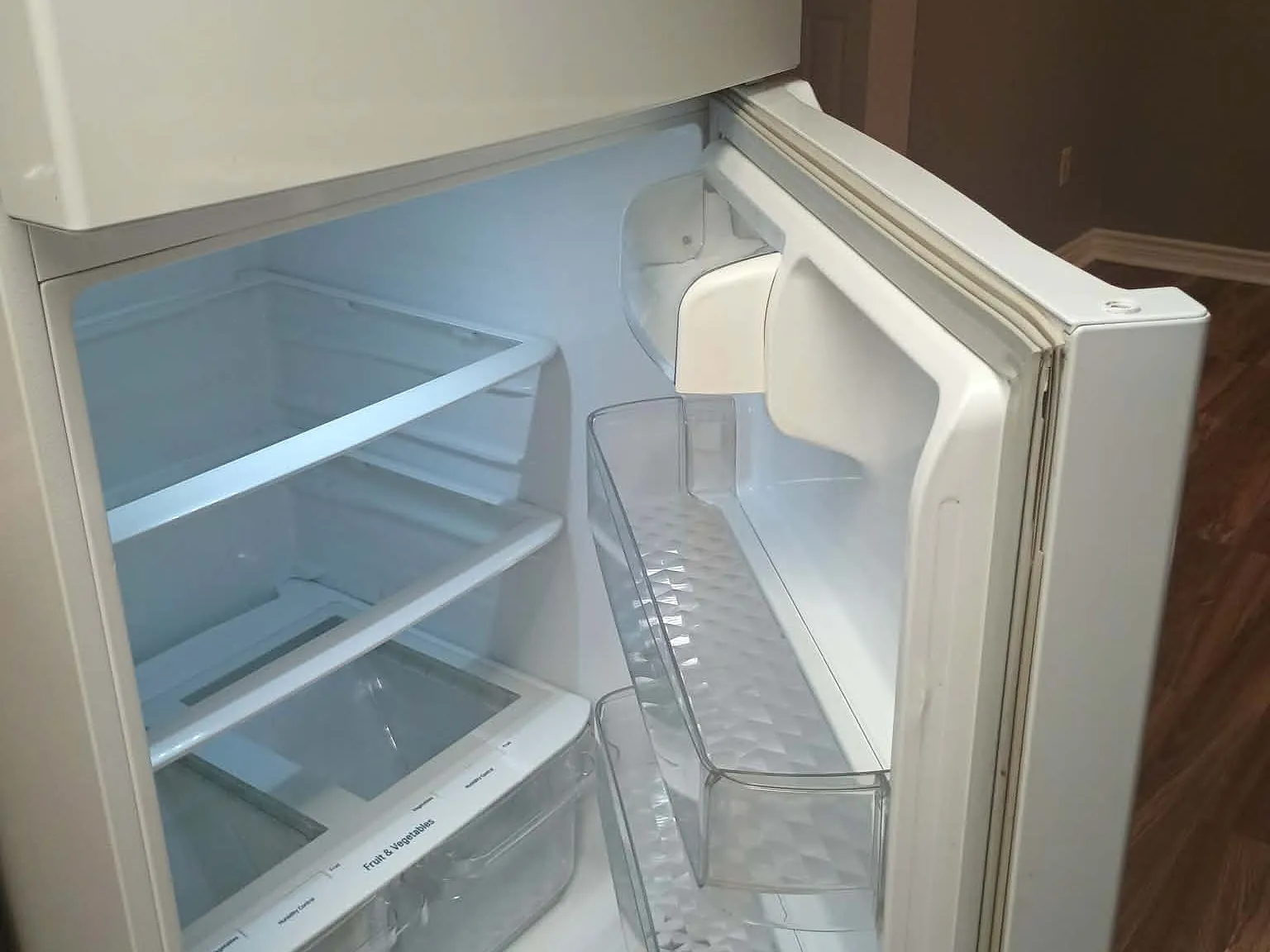 1 bed, 700 sqft, $1,200 — Photo 4